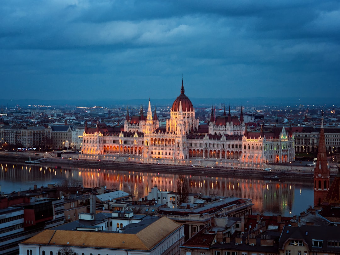 Hungarian Parliament night (Photo via Unsplash)