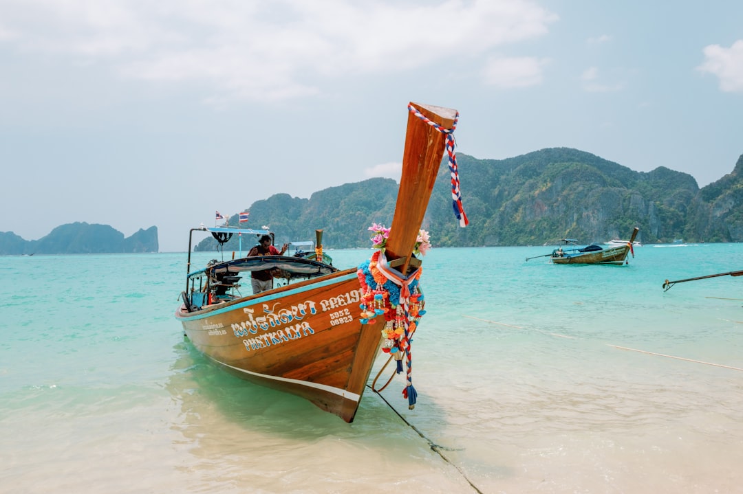 Longtail boat Thailand (Photo via Unsplash)